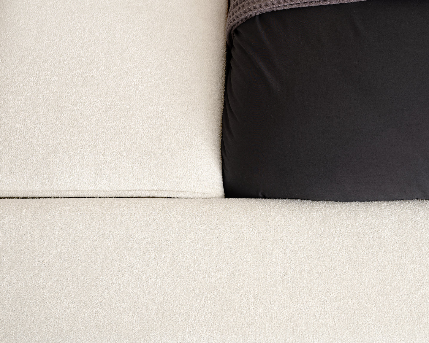 Adore Business designbed Beige