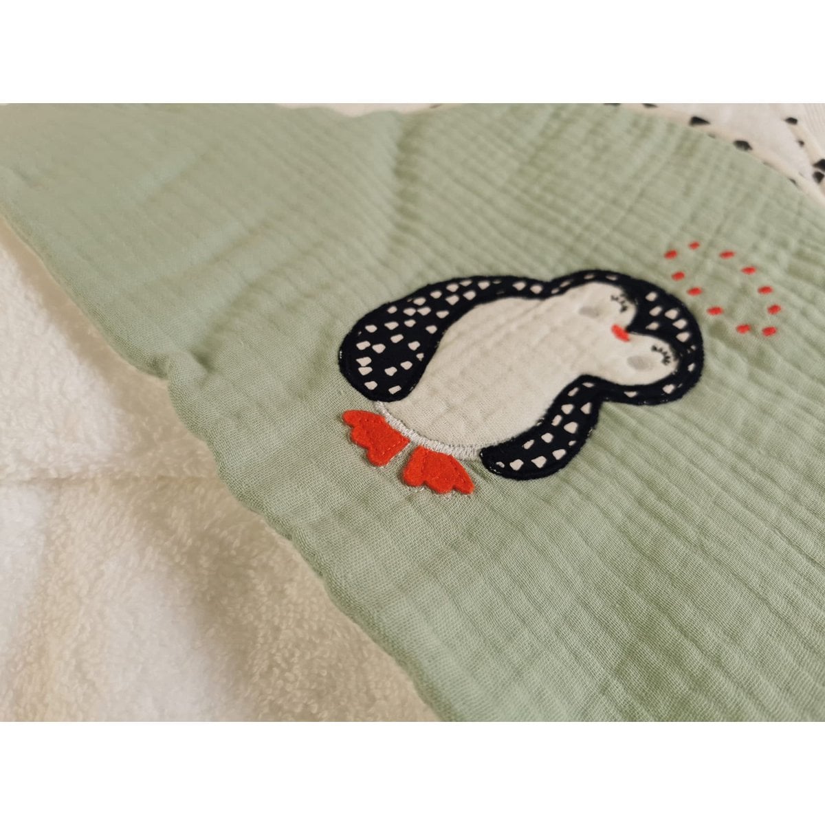 Maison Nougatine Groene Pinguïn Badjas foto 4