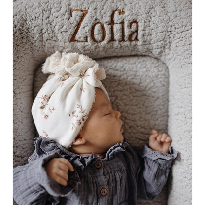 Muzpony Teddy – grijs gepersonaliseerd babynest, bontcocon met naam/inscriptie foto 2