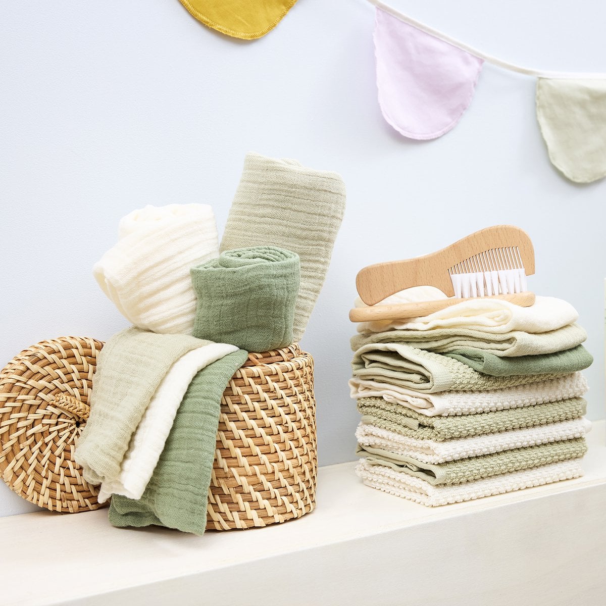 Meyco Baby Hydrofiele doeken pre-washed Natural/Soft Olive foto 3