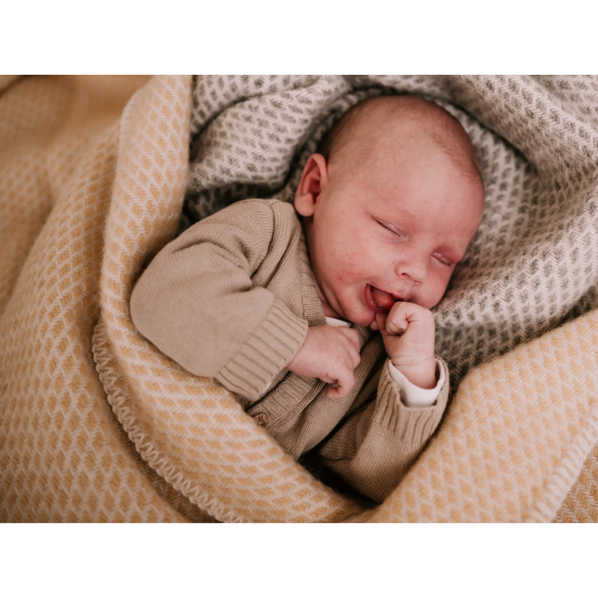 Pure Baby Love Ledikantdeken wol - zacht geel