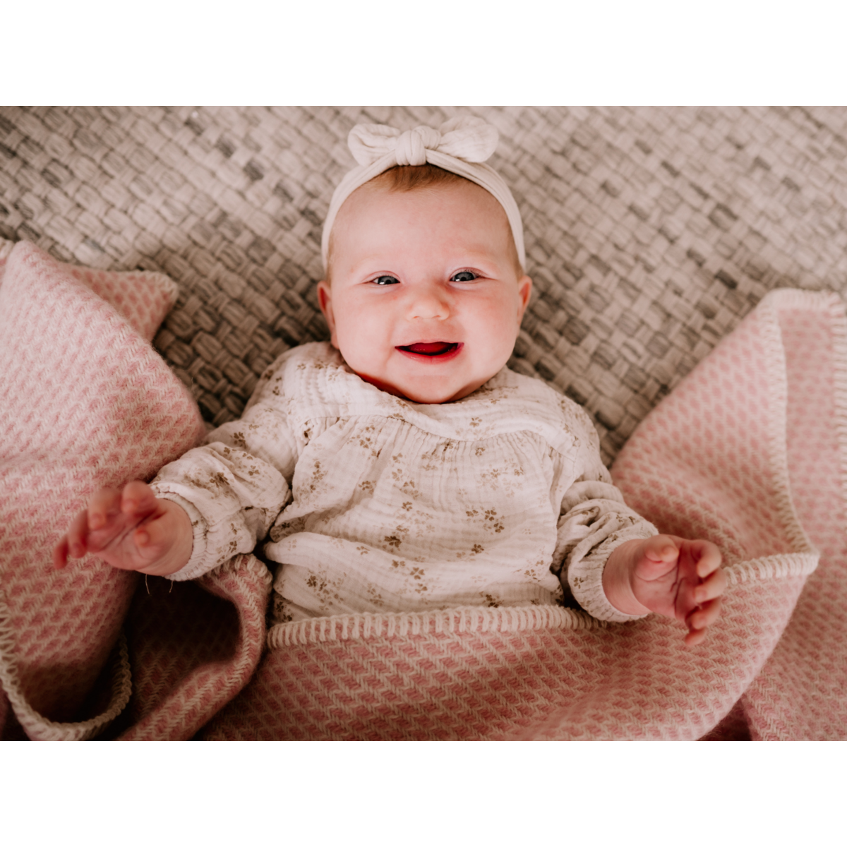 Pure Baby Love Ledikantdeken wol - Zacht roze foto 3