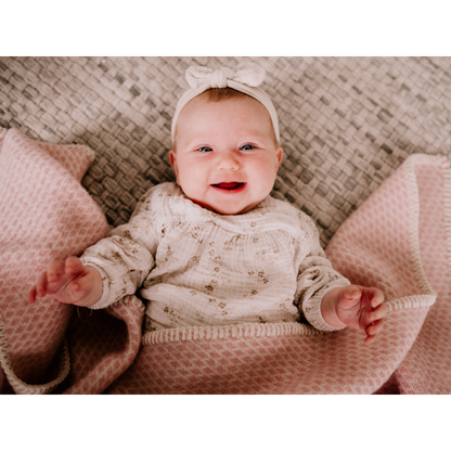Pure Baby Love Ledikantdeken wol - Zacht roze foto 3