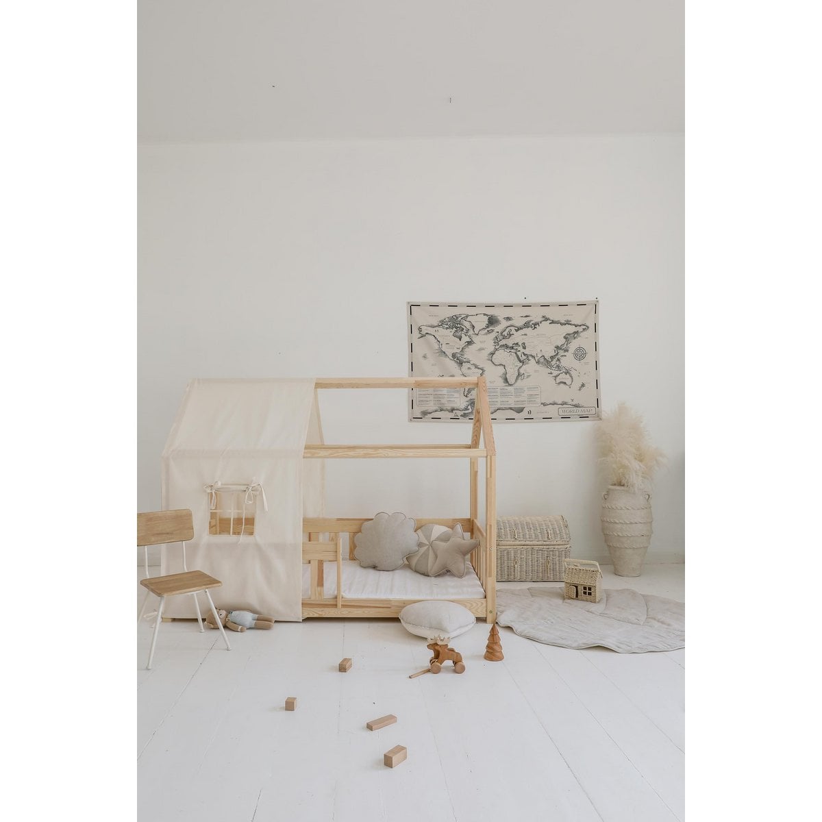 Moi Mili Luifel boven bed in de vorm van een huis "Rauw katoen", babywieghuis, decoratie voor jongenskamer, minimalistische babykamer, boho kamerdecor