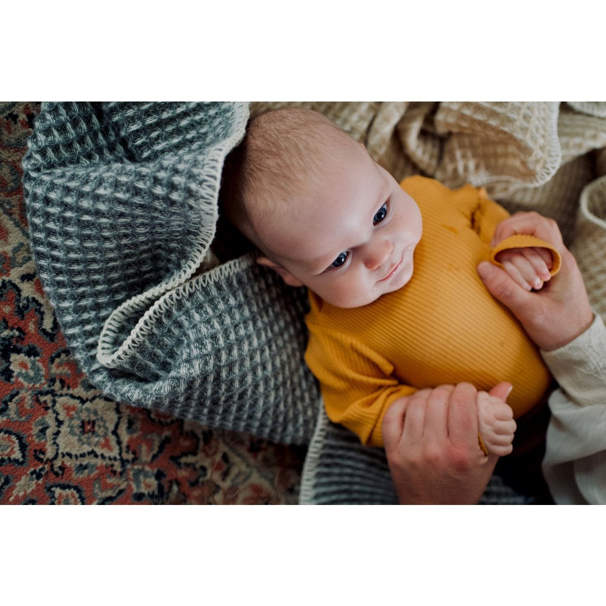 Pure Baby Love Ledikantdeken wafel wol - Dark Grey foto 3