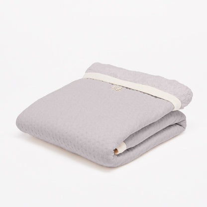 Fair and Cute Ledikantdeken winter light grey - Soft Dots