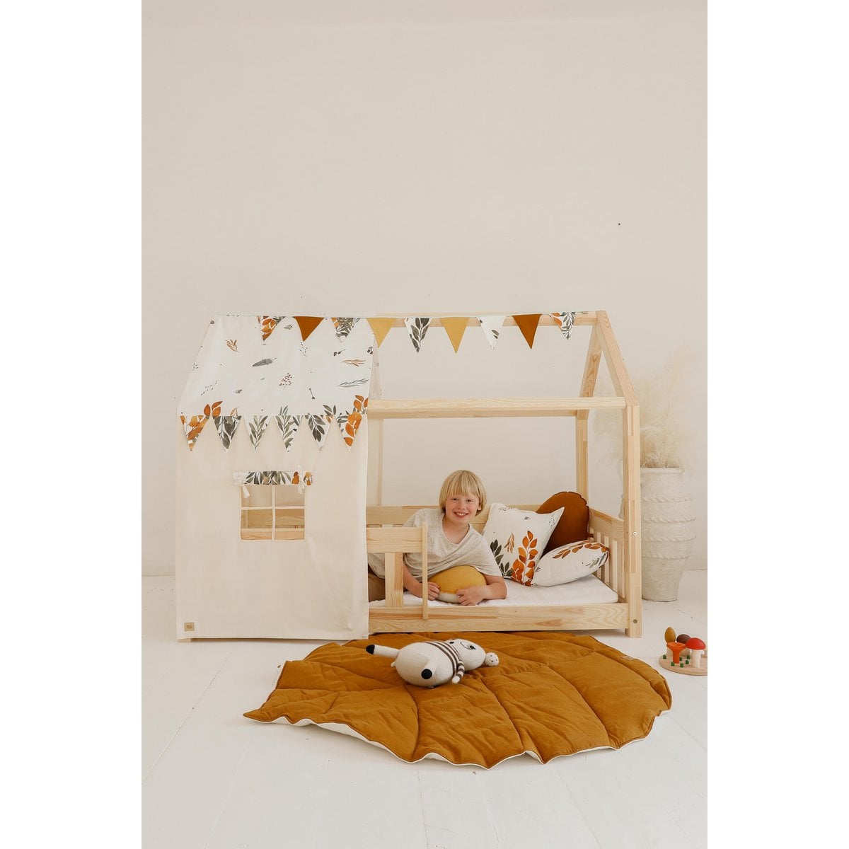 Moi Mili Luifel boven bed in de vorm van een huis "Forest Friends", babywieghuis, decoratie voor jongenskamer, gepersonaliseerde babyhuisjes baldakijn foto 4