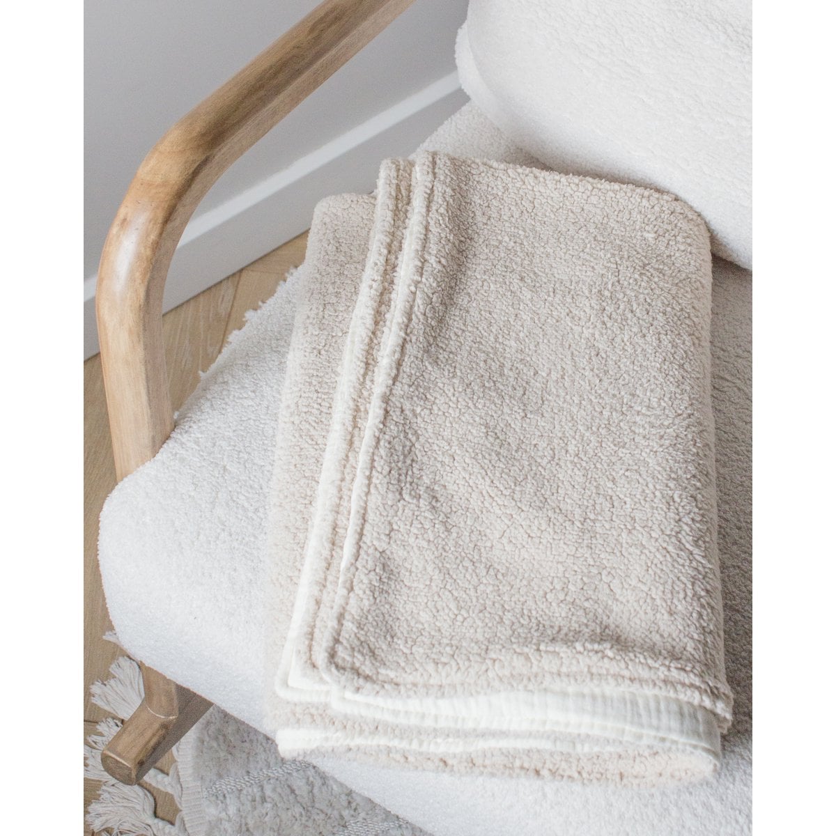 Feathers Wieg-/ledikant deken teddy light beige foto 2