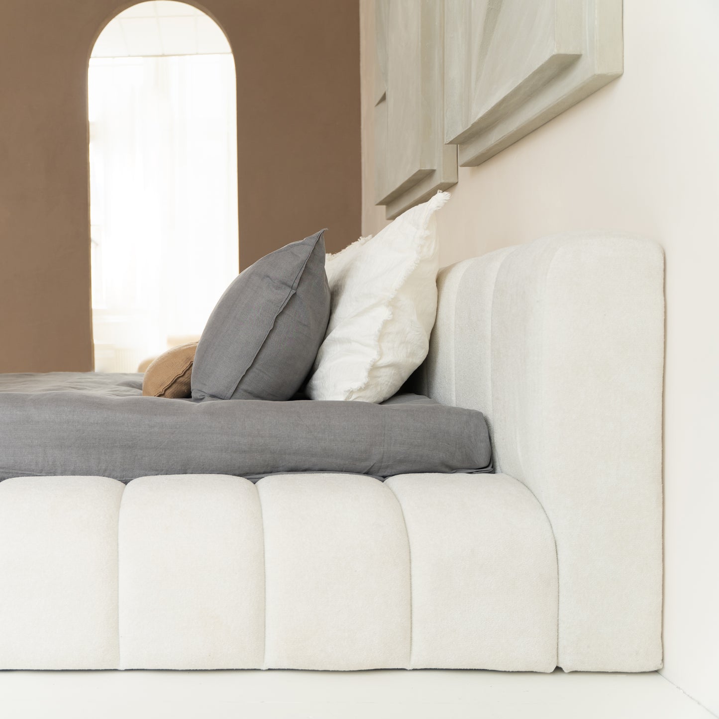 Adore Designbed Beige
