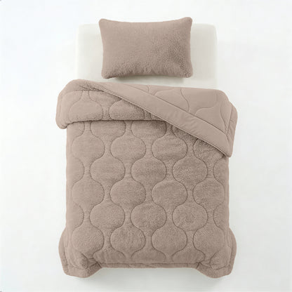 Lazy Dekbed Faux Fur Taupe Met Kussenslopen