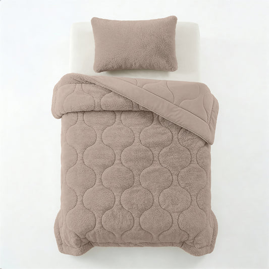 Lazy Dekbed Faux Fur Taupe Met Kussenslopen