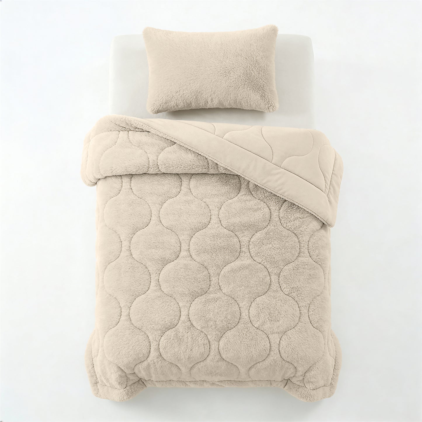 Lazy Dekbed Faux Fur Beige Met Kussenslopen