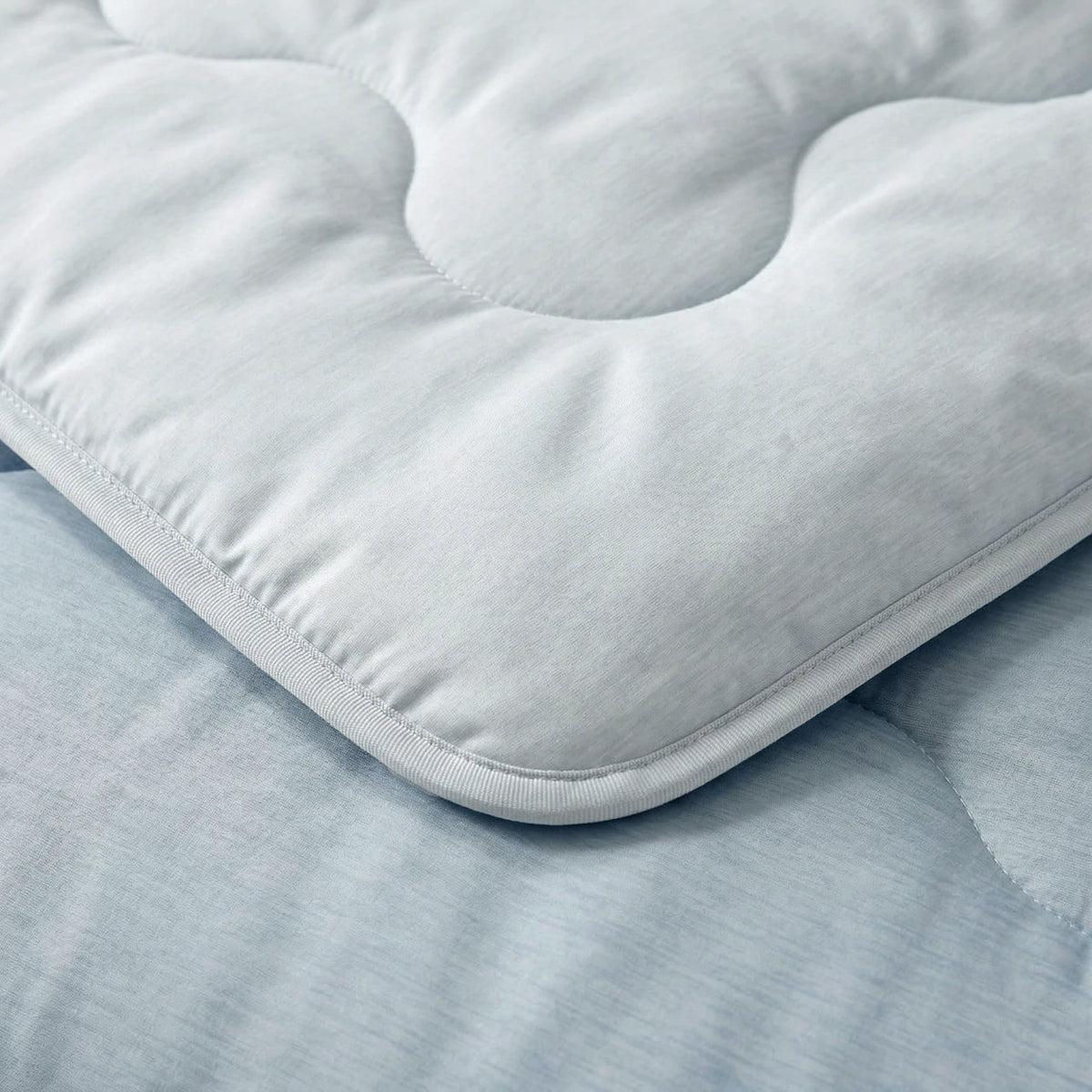 Dreamhouse Verkoelende Blue Cell Lazy Dekbed Met Kussenslopen Blauw