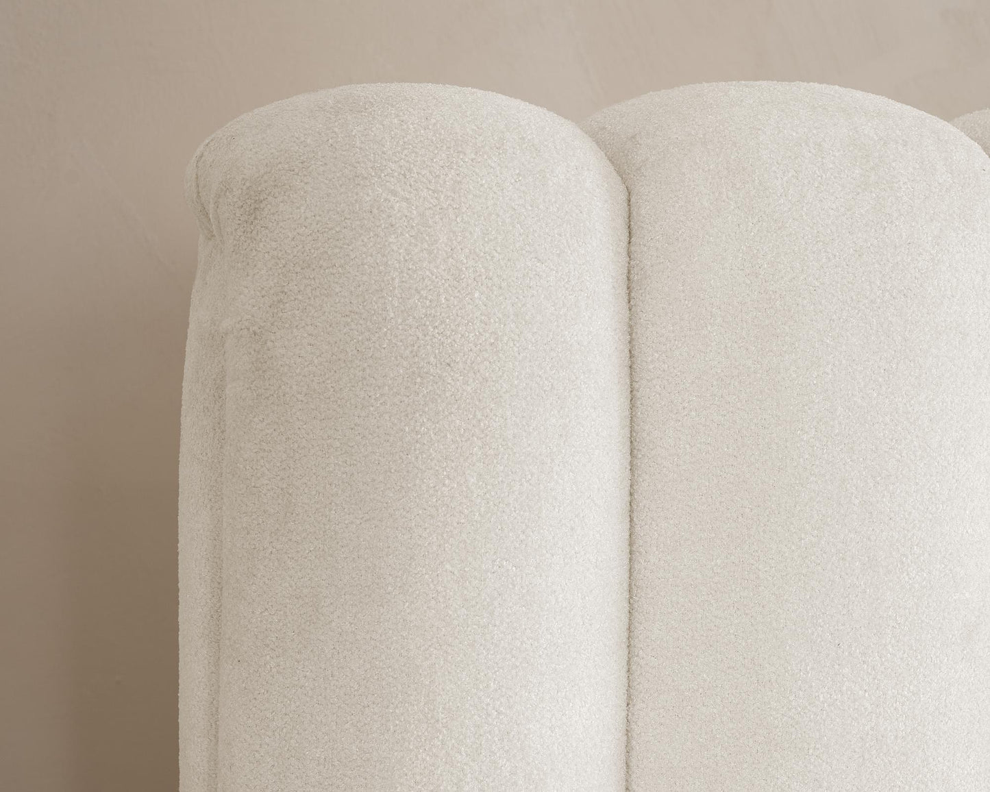 Adore Chique bedframe Beige