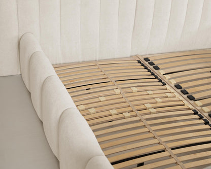 Adore Chique bedframe Beige