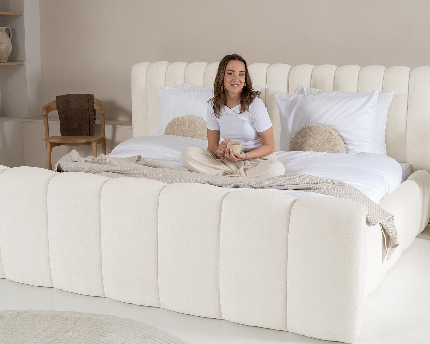 Adore Chique bedframe Beige