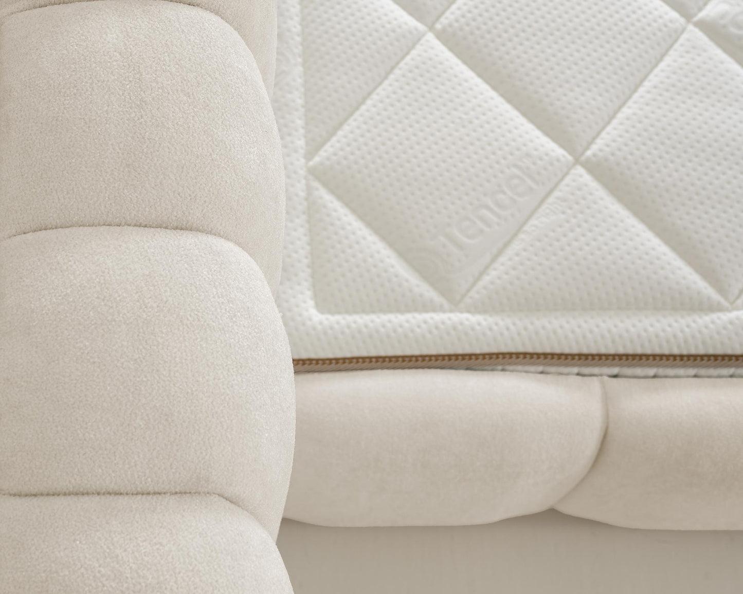 Adore Chique bedframe Beige
