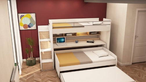 Stapelbed met 3 slaapplaatsen, bureau en ladder