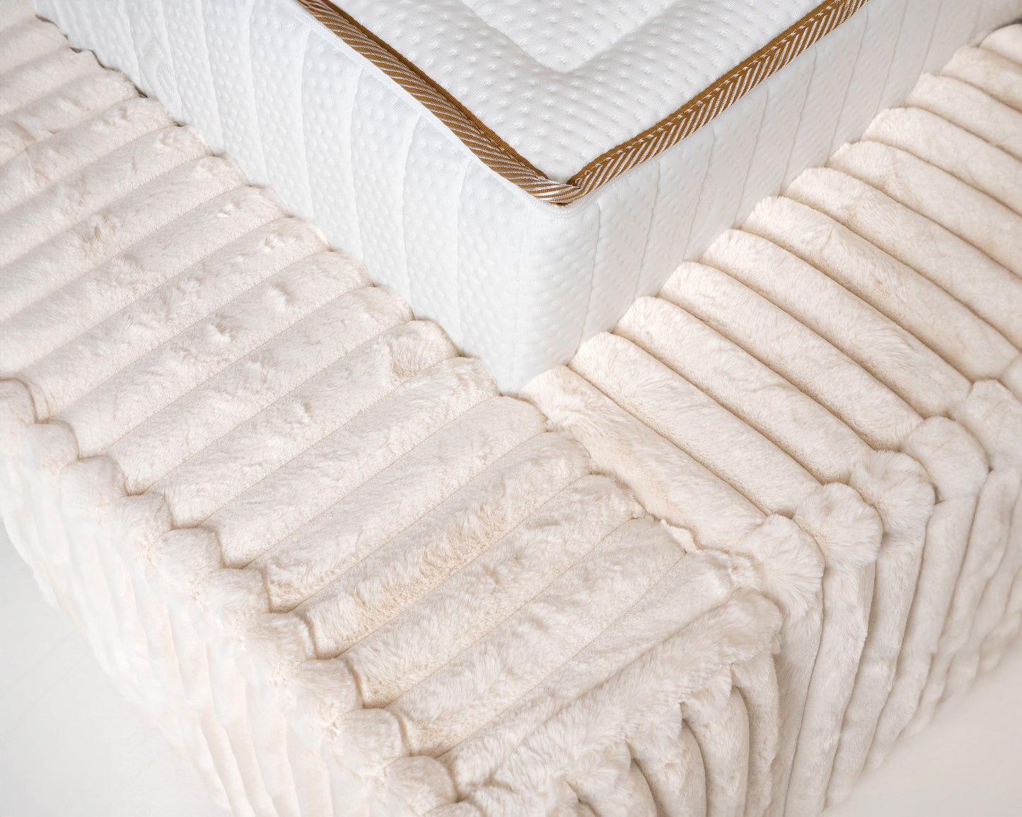 Adore Opberg Melody Pearl beige