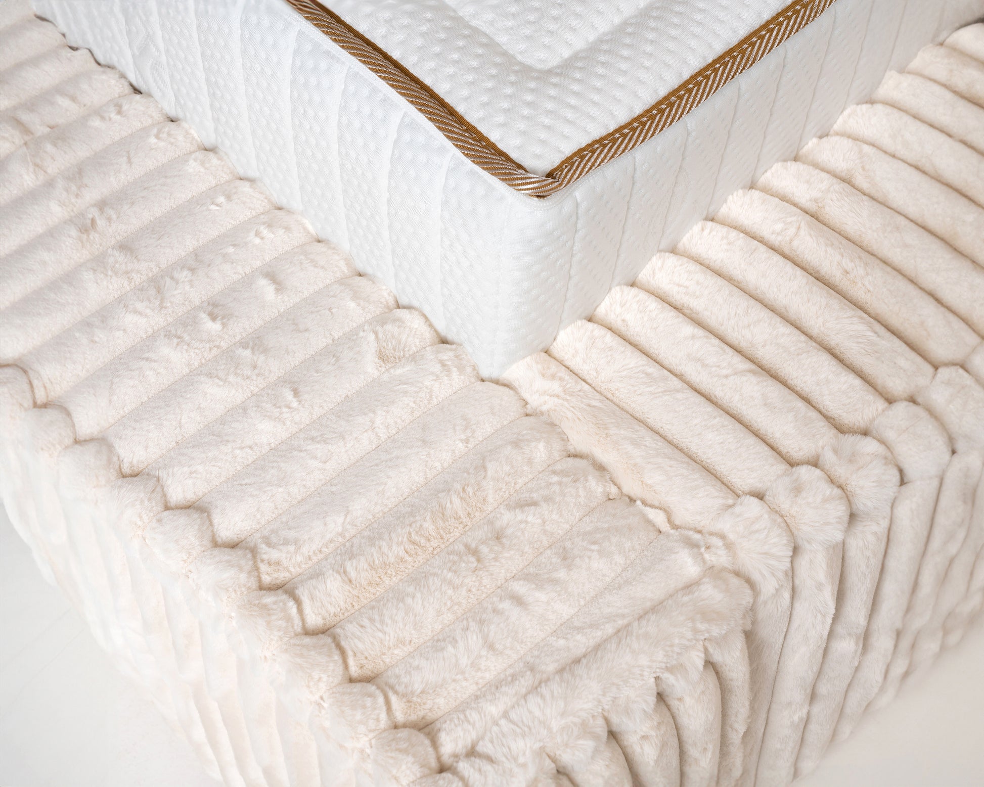 Adore Opberg Melody Pearl beige