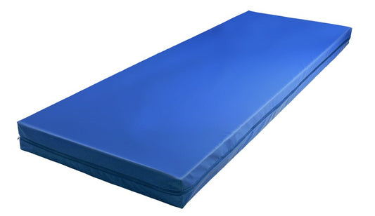 Matras met incontinentiehoes