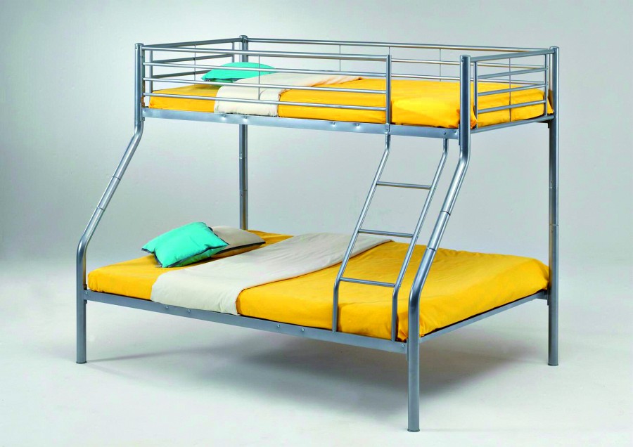 Metalen stapelbed 3 persoons in zilver